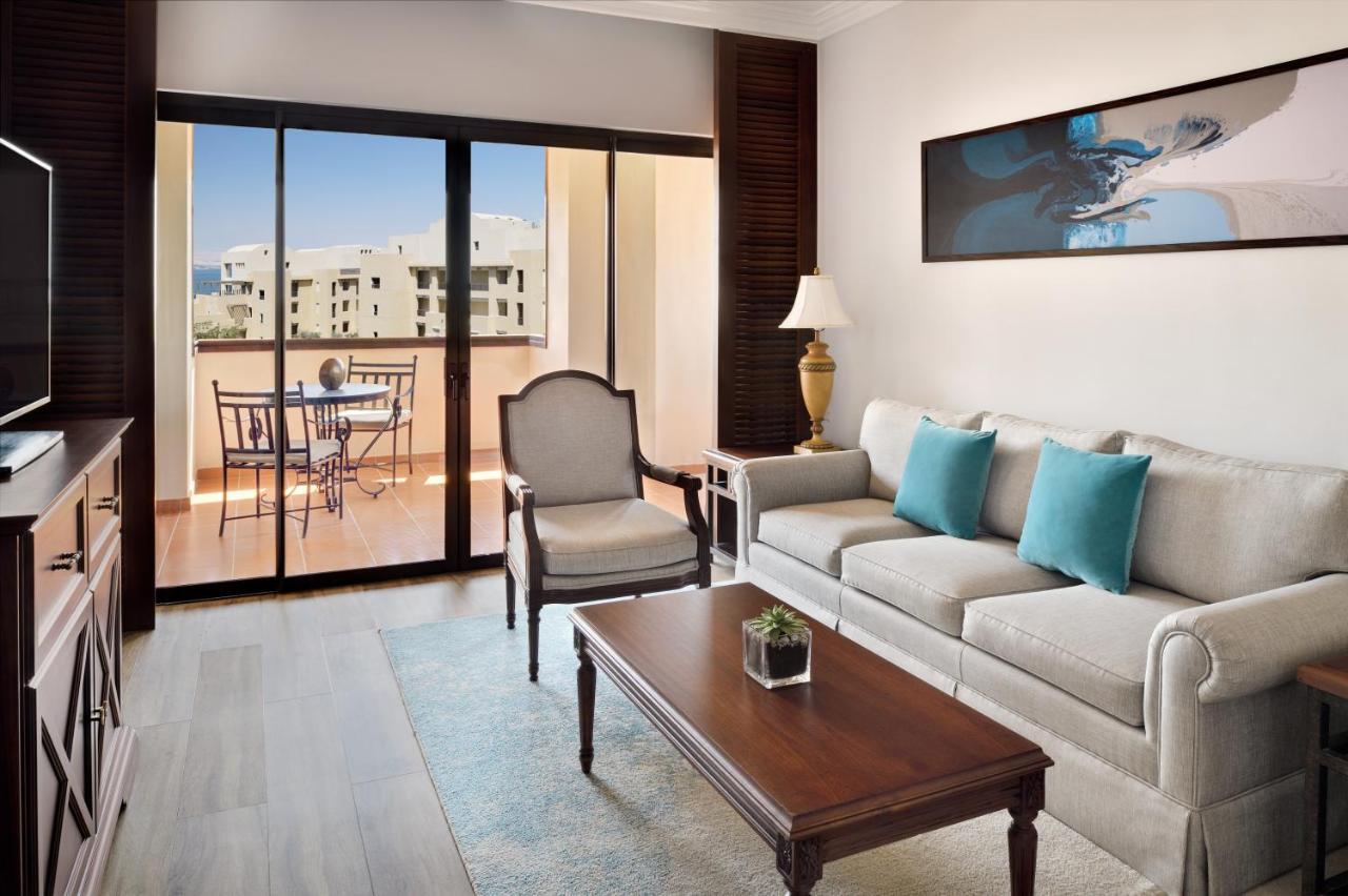 Dead Sea Marriott Resort&Spa Sweimeh Exteriör bild Living room