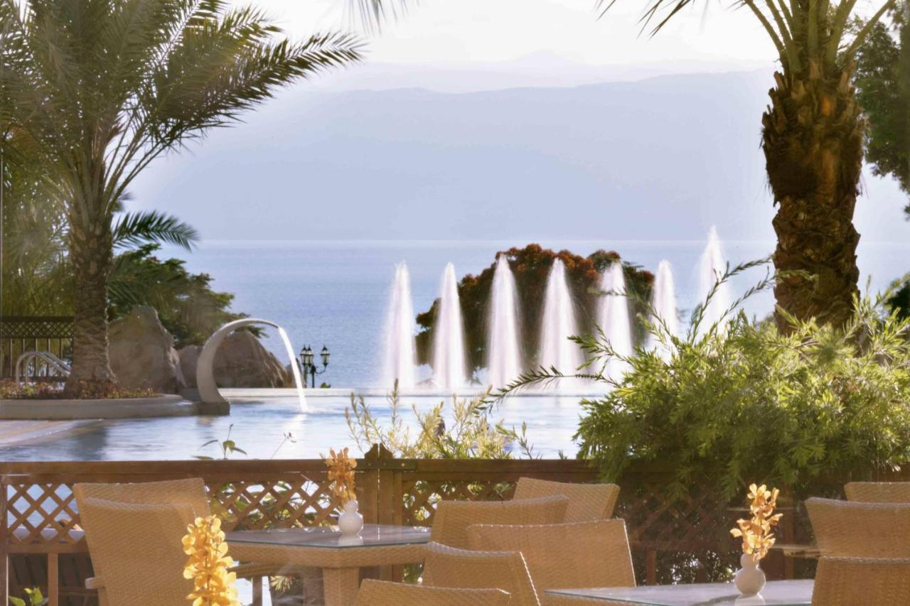 Dead Sea Marriott Resort&Spa Sweimeh Exteriör bild Fountains at the Atlantis Paradise Island