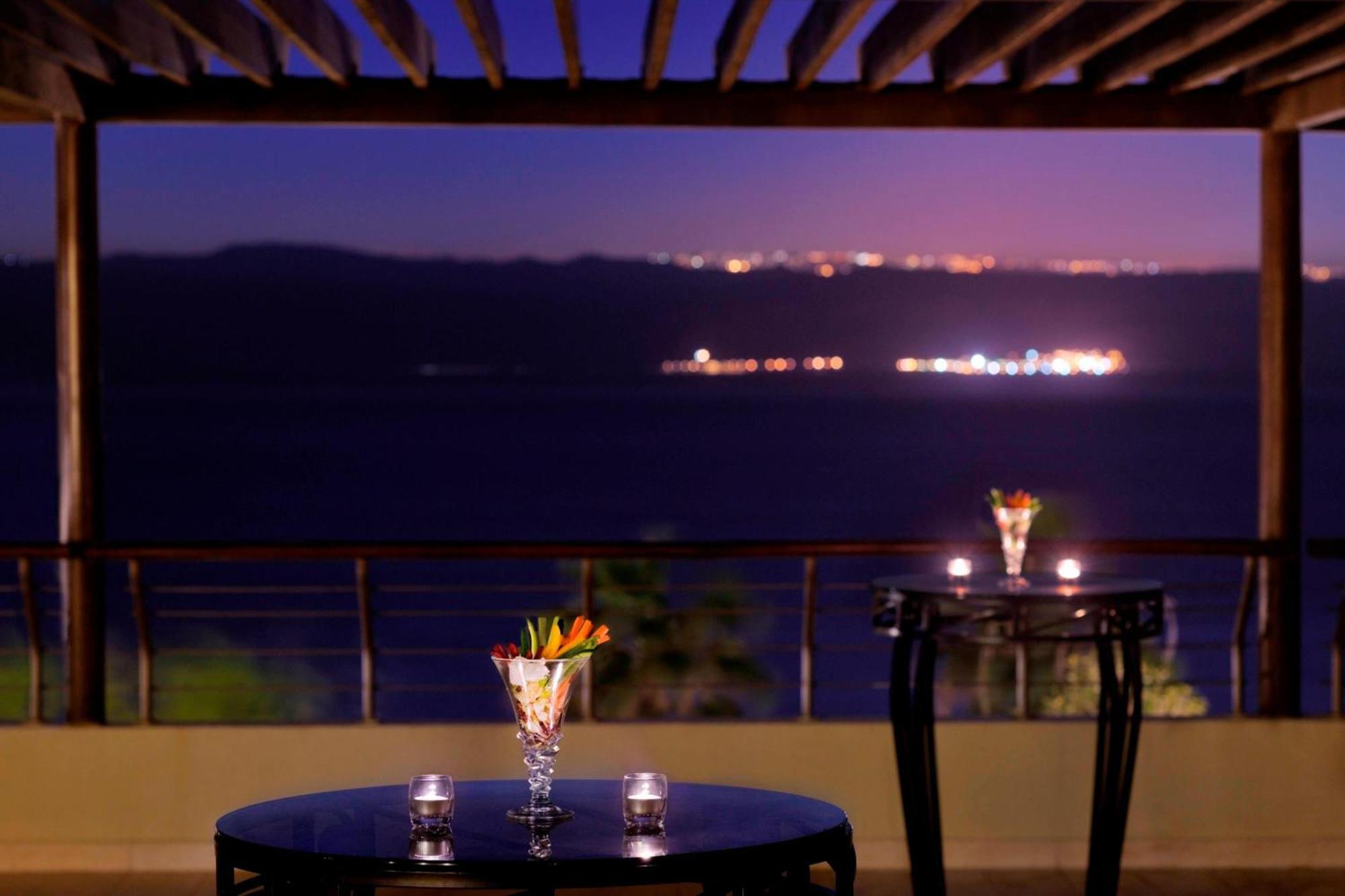 Dead Sea Marriott Resort&Spa Sweimeh Exteriör bild View from the hotel